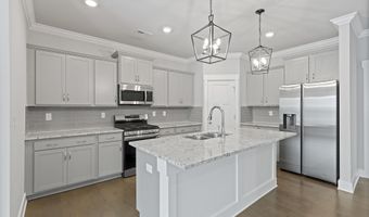 14741 Greenleaf Dr, Athens, AL 35613