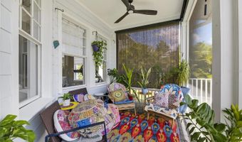 526 ISLEBAY Dr, Apollo Beach, FL 33572