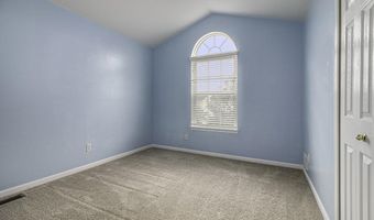 1304 N Bay Dr, Ann Arbor, MI 48103