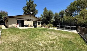 3096 Coral Tree Ln, Fallbrook, CA 92028