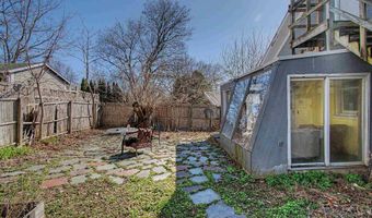 10-12 Shelburne St, Burlington, VT 05401