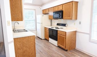 6708 DAWNHILL Rd, Bartlett, TN 38135