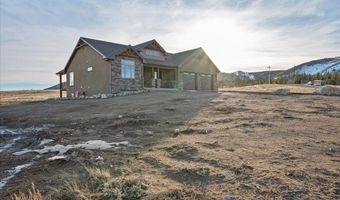 18 RAINBOW VALLEY LODGE Rd, Centennial, WY 82055