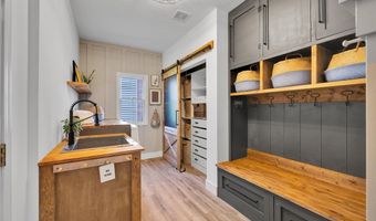 5 Covington Ct, Algonquin, IL 60102