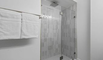 2524 41ST St NW 1, Washington, DC 20007