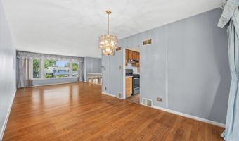 1410 W Jo Ann Ln, Addison, IL 60101