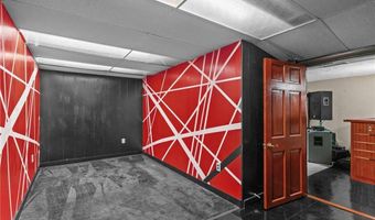 11 Red Robin Rd, Cranston, RI 02920