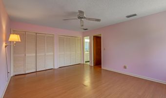 1849 SEMINOLE Rd, Atlantic Beach, FL 32233