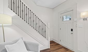 461 Stanley Ave, Columbus, OH 43206