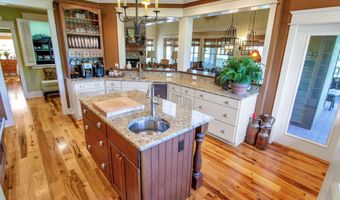272 Eagle Point Dr, Austin, KY 42123