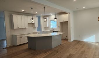 635 E Bay Ave, Barnegat, NJ 08005