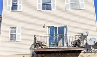 10 Elm Court 2nd Flr, Bayonne, NJ 07002
