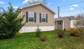 53 Greenlawn Dr, Danbury, CT 06810