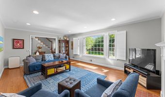 5121 BALTAN Rd, Bethesda, MD 20816