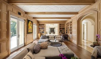 31 Rio Vista Dr, Alpine, NJ 07620