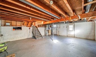 3335 N Maple Ln, Ashtabula, OH 44004