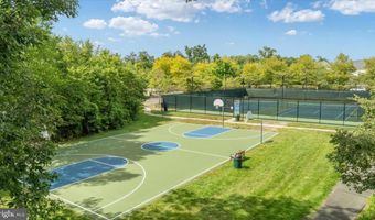 25030 GRAYWACKE Dr, Aldie, VA 20105