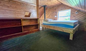 990 W Daniels Rd, Albany, VT 05820