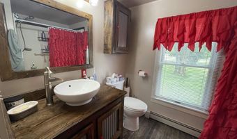 4658 N Croswell Rd, Alma, MI 48801