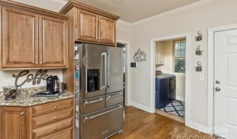 33 Stone House Rd, Arden, NC 28704
