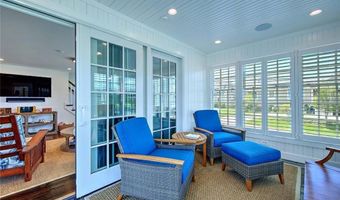 228 Bonnet Point Rd, Narragansett, RI 02882