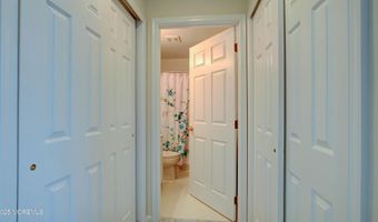 88 Vanderveer Dr, Basking Ridge, NJ 07920