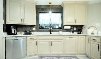 3818 Autumn View Dr, Arnold, MO 63010