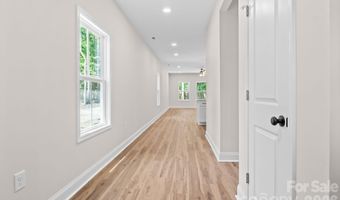 2123 Woodhurst Ln, Albemarle, NC 28001