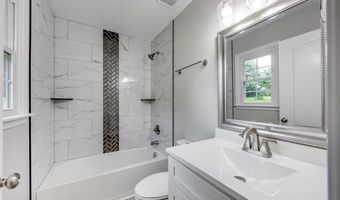 138 Springhill Dr, Bardstown, KY 40008