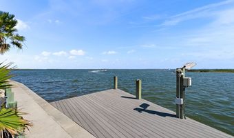140 Bay Hbr, Aransas Pass, TX 78336