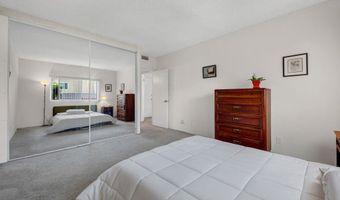 5349 Newcastle Ave 42, Encino, CA 91316