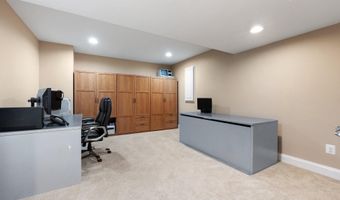 25792 RACING SUN Dr, Aldie, VA 20105