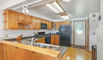 42385 N Woodbine Ave, Antioch, IL 60002