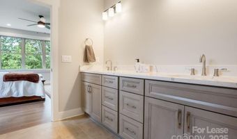 21 Craftsman Overlook Rdg, Arden, NC 28704