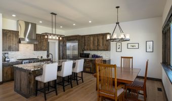 10 Cooper Dr, Bellevue, ID 83313
