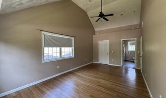 110 Highland Ave Right, Attleboro, MA 02703