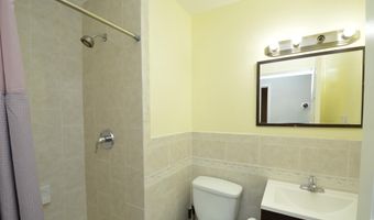 6317 EVERGLADES Dr, Alexandria, VA 22312