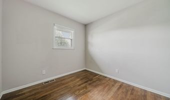 5135 Fairlane Rd, Columbus, OH 43207