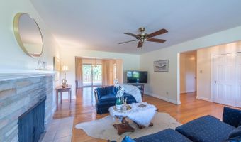 7041 CINDY Ln, Annandale, VA 22003