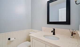 1362 Manzanita Ct, Santa Rosa, CA 95404