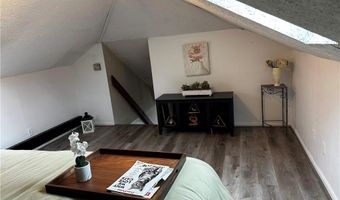 21 Washburn Ave, East Providence, RI 02916