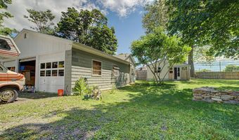 16 Old New Milford Rd, Brookfield, CT 06804