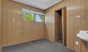 7300 Allen Rd, Allen Park, MI 48101