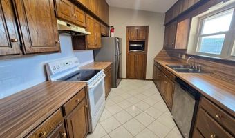 1421 Savannah Cir, Altus, OK 73521