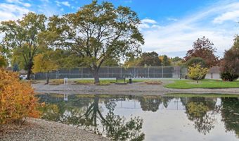 1107 S Old Wilke Rd 201, Arlington Heights, IL 60005