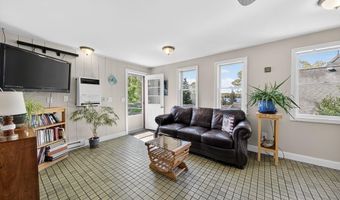 11 Johnson Ave, North Kingstown, RI 02852