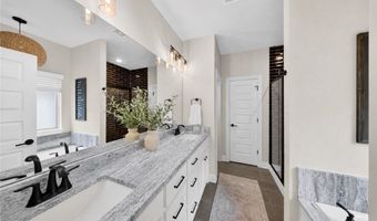 29 Westmorland Dr, Bella Vista, AR 72714