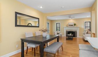 220 W 4TH Ave, Cheyenne, WY 82001