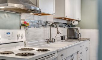 346 Lincoln St, Bangor, ME 04401