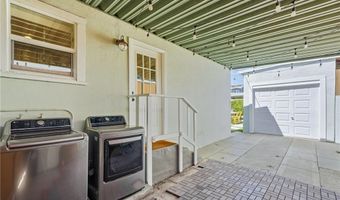 223 Chestnut Ave, Los Angeles, CA 90042